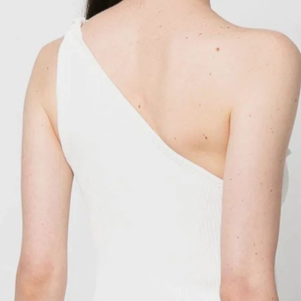 Jacquemus CREAM ‘ACENO’ ASYMMETRICAL TOP Size 38 (NWT) - Picture 4 of 7